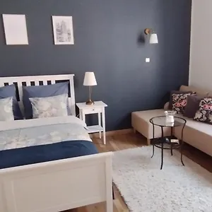 Dominique , Kraków Polska